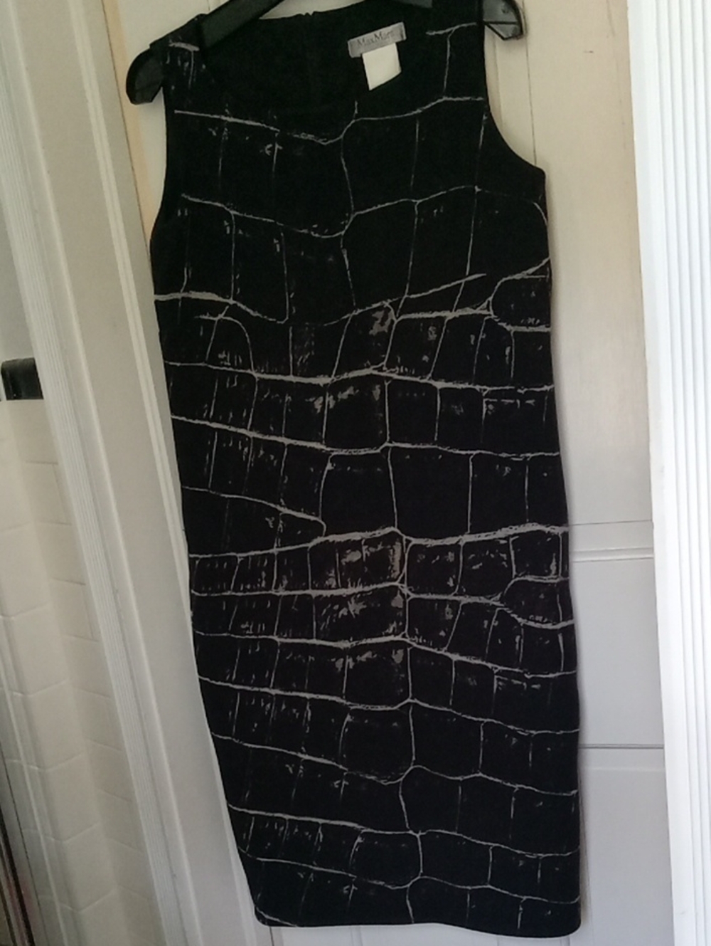 Vintage Max Mara Crocodile Print Wool Shift Dress Size 12 Black Ivory Sleeveless